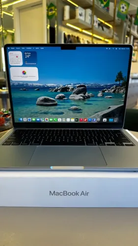 MACBOOK AIR M4 2025 512SSD 16GB RAM 13 POLEGADAS SEMINOVO / LOJA FÍSICA