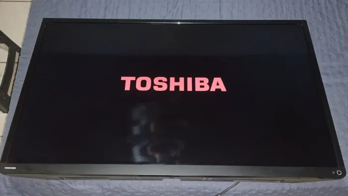 Tv Toshiba 40L2400 c/defeito