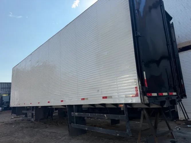 Baú truck 8.50