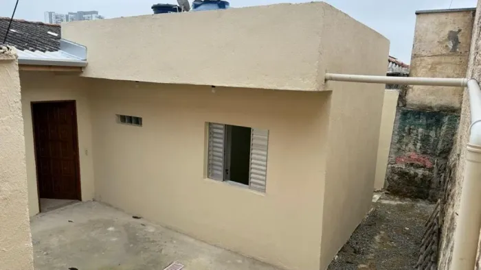 Casa Fundos 2 dormitórios para alugar, 60 m² por R$ 2.130/mês - Vila Babilônia - São Paulo