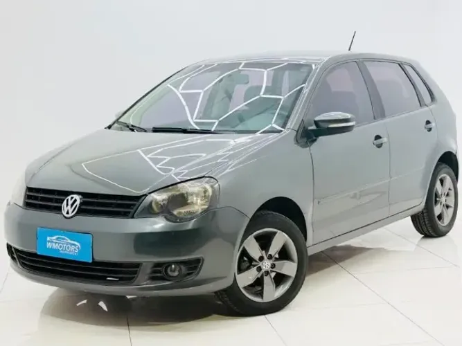 Volkswagen Polo 1.6 Mi/s.ouro 1.6 MI Tot.flex 8V 5P 2013
