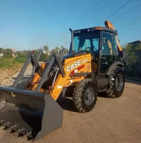 RETROESCAVADEIRA CASE 580N 4X4 ANO 2022
