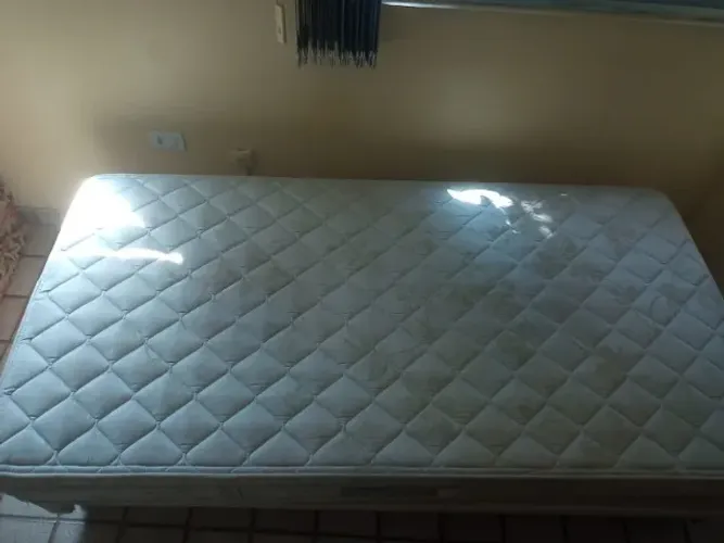 Conjunto Box Probel Guarda Costas colchão de molas 200x100x55 bom estado