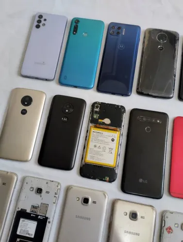 Lote de 32 celulares e tablets para revenda, Samsung, Motorola, LG, Asus, Multilaser, leia
