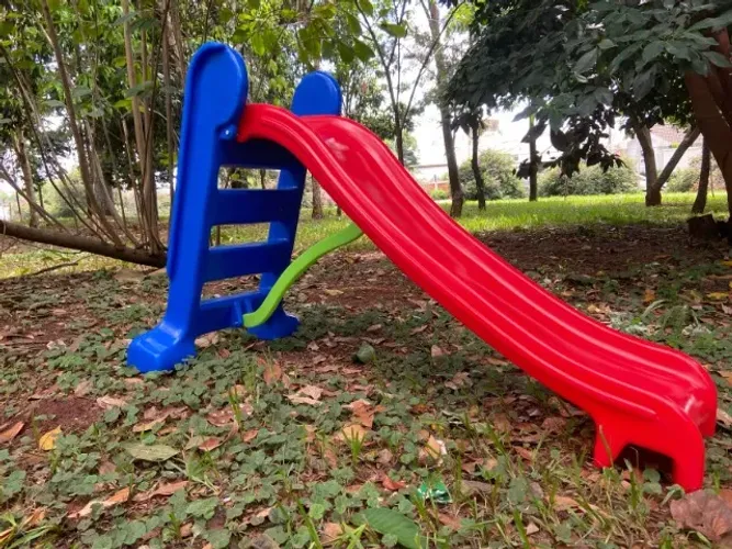 Escorregador Médio