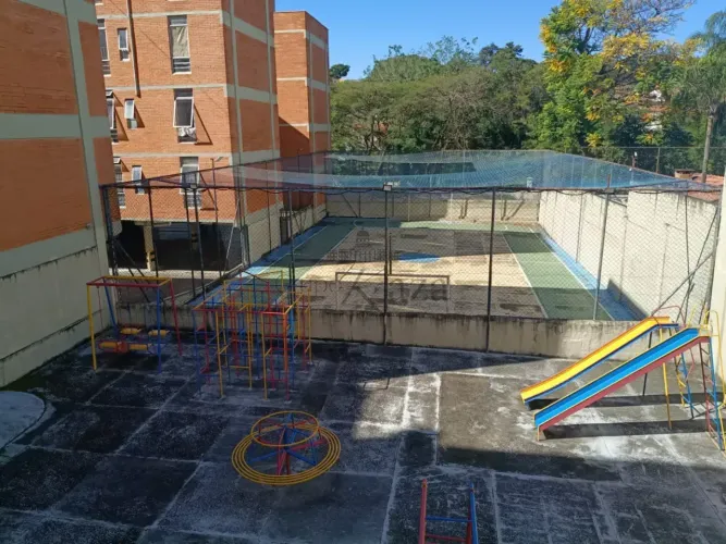 Imóvel para aluguel possui 54 metros quadrados com 2 quartos