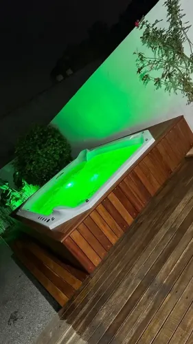 Spa para 10 pessoas Completo com todos os acessórios