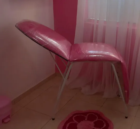 Maca rosa semi nova