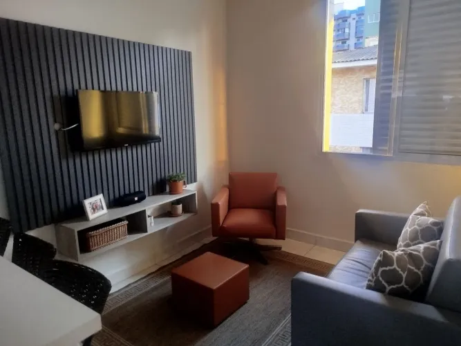 Apartamento de frente da feirinha da Ocian