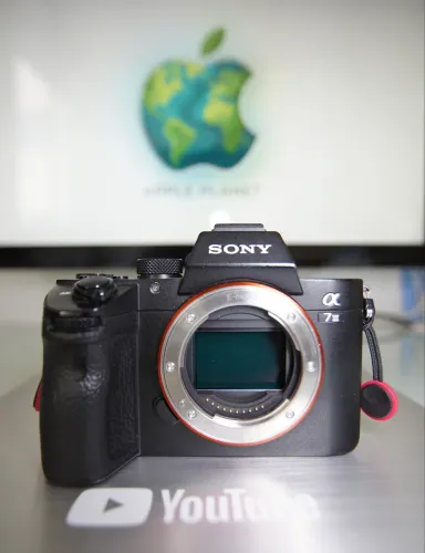 SONY A7 III CORPO + SD 64GB + CAPA (9K CLIQUES)