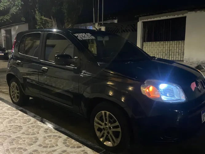 Fiat Uno Vivace/rua 1.0 EVO Fire Flex 8V 5P 2015