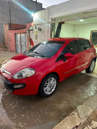 Fiat Punto Essence 1.6 Flex 16V 5P 2013