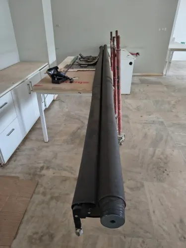 Vende-se toldo retrátil 5x4m preto de tela solar