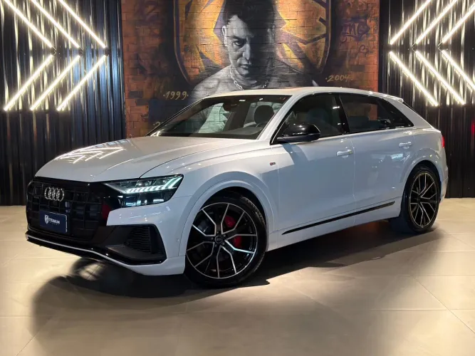 Audi Q8 2023