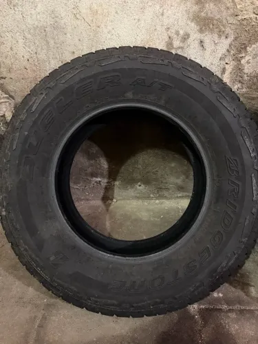 Pneus 255/70R17