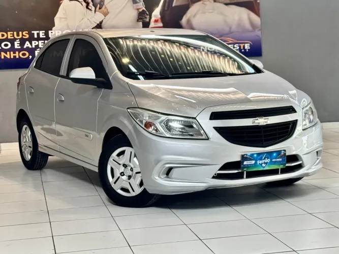 Chevrolet Onix JOY Hatch 1.0 8V Flex Mec. 4P 2018