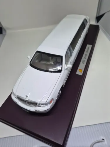 Carro Lincoln Limousine miniatura