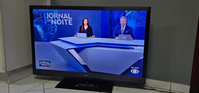 Tv 47 Lg Led ( nao eh Smart )