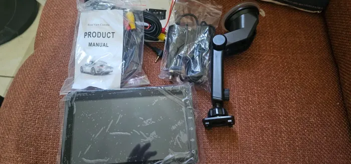 Transmissor FM com tela e tela de 7", pouquíssimo usado na caixa