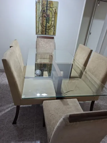 Mesa 6 cadeiras madeira maciça perfeita