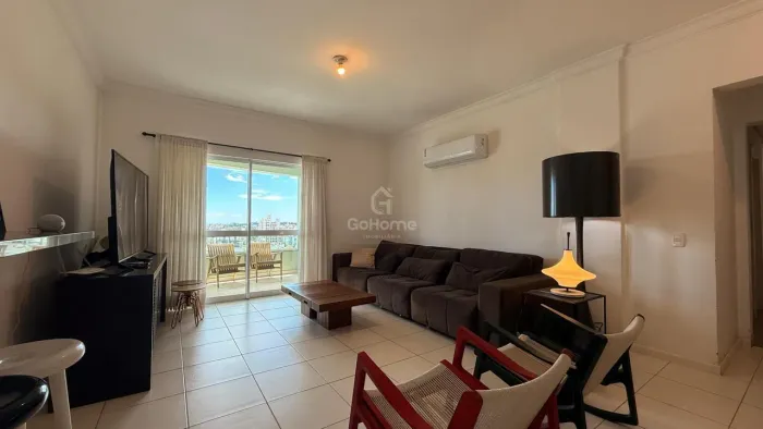 Apartamento semimobiliado com 3 quartos e 2 vagas à venda no Centro Chapecó