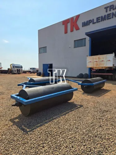 cod. 1538 ROLO COMPACTADOR LISO DE SEMENTE 3 X 1,70 MTS - Tk Tratores Nova Andradina-MS