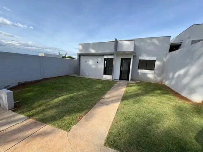 A VENDA CASA EM CONDOMINIO FECHADO EM ANAPOLIS POR 315 MIL