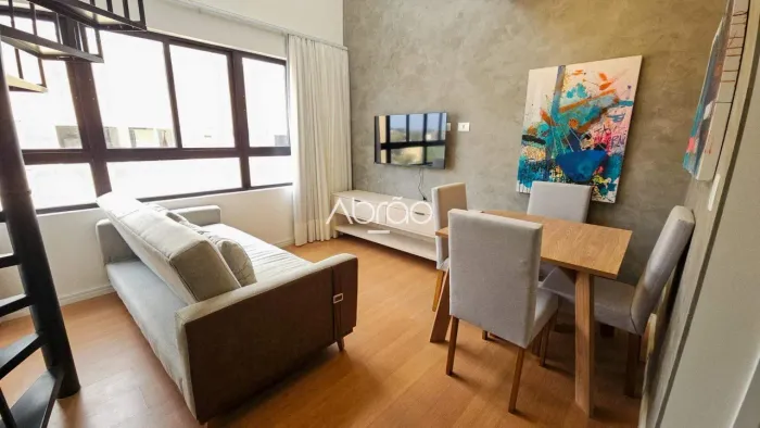 Apartamento duplex mobiliado com 1 quarto para alugar no Rise Água Verde - 44 m² | Ref. 56