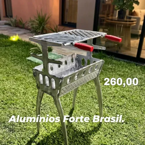 CHURRASQUEIRA DESMONTÁVEL EM ALUMÍNIO BATIDO 