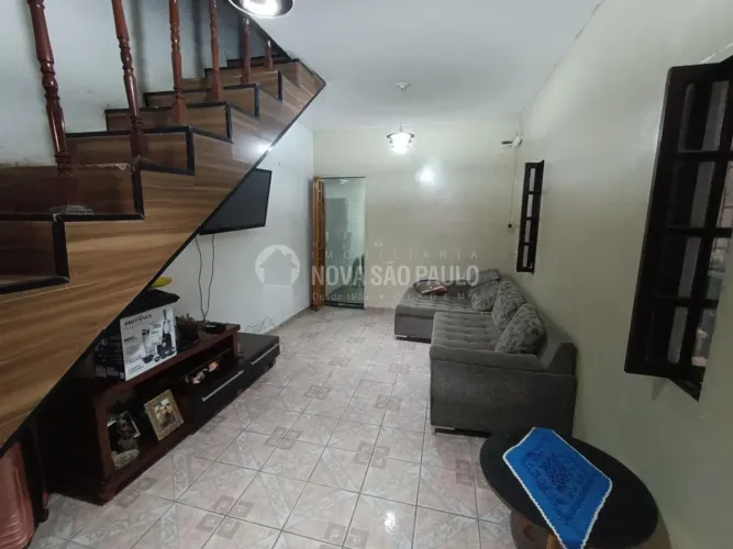 Sobrado à Venda em Vila Nogueira, Diadema - SP