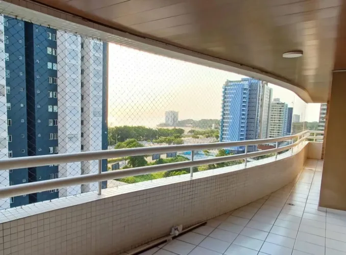 CONDOMÍNIO MIRANTE RIO NEGRO NA PONTA NEGRA - ANDAR ALTO COM 4 SUÍTES, 3 VAGAS,VISTA PRAIA