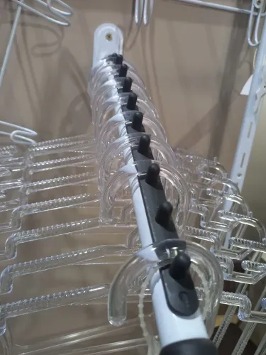 Vendo rt são arara de roupa peças usadas valor  individual 