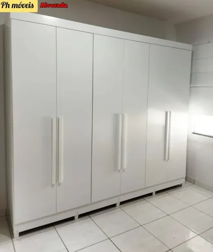 Guarda Roupa Casal porta de abrir