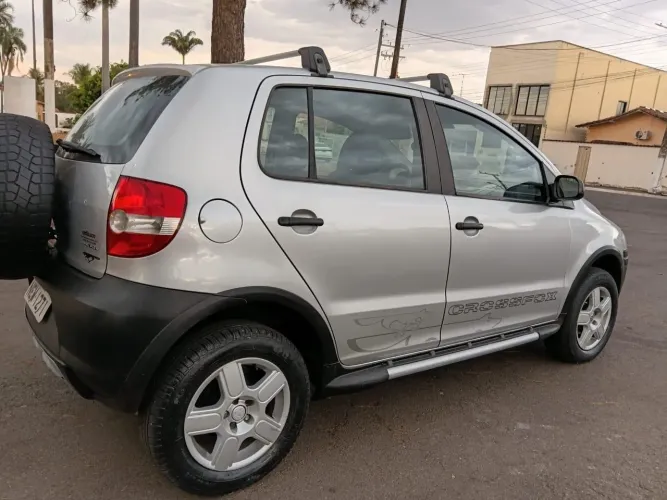 Volkswagen Crossfox 1.6 MI Total Flex 8V 5P 2007
