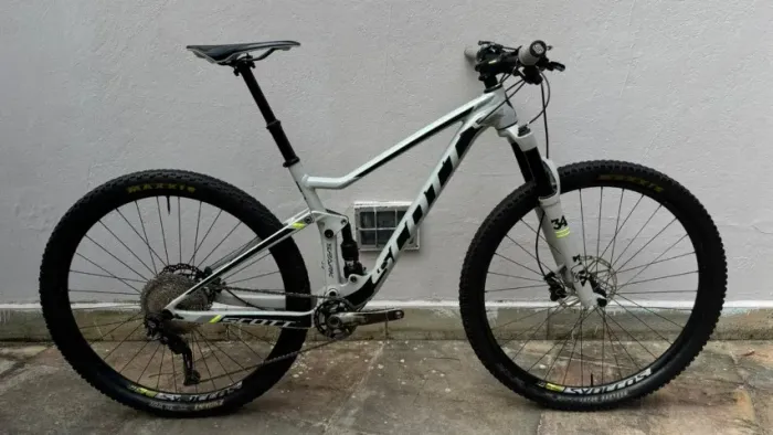SCOTT SPARK 940  - TAMANHO M - 2017
