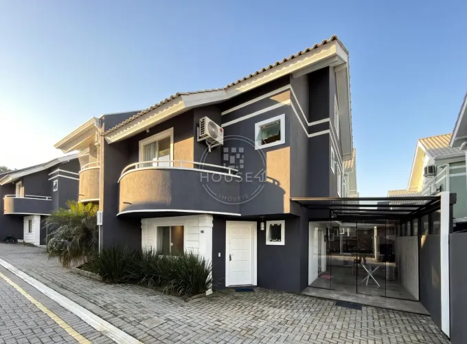 SOBRADO EM CONDOMÍNIO com 2 dormitórios à venda por R$ 749.900,00 no bairro Boqueirão - CU