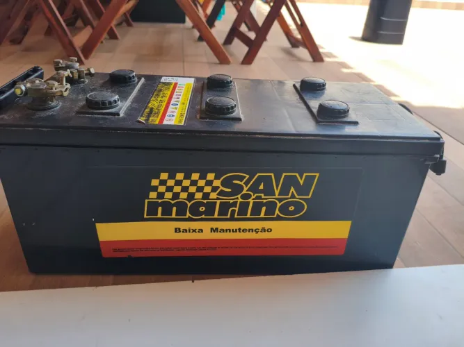Bateria de 150amperes, usado apenas para som de carro