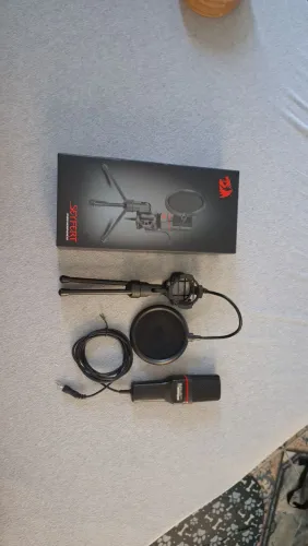 Microfone Redragon Seyfert GM100