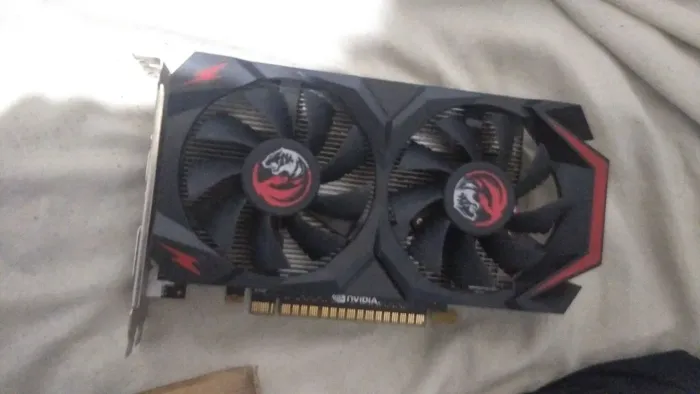 Placa de vídeo GTX 550 ti 1gb