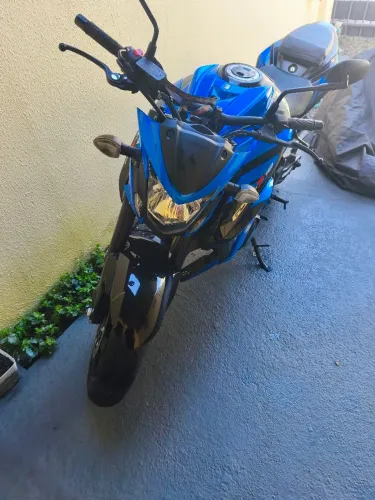 GSX 750 s