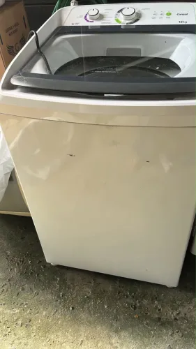 Vende se máquina de lavar roupa