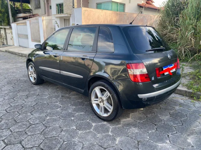 Fiat Stilo 1.8/ 1.8 Connect Flex 8V 5P 2007
