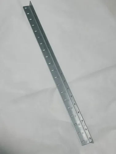 CCantoneira galvanizada 59cm perfurada/4unidades