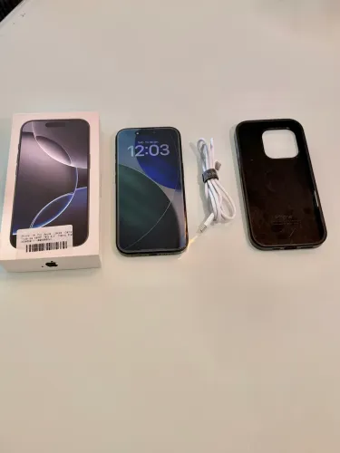 iPhone 16 Pro 128GB - Impecável (Não é Pro Max)