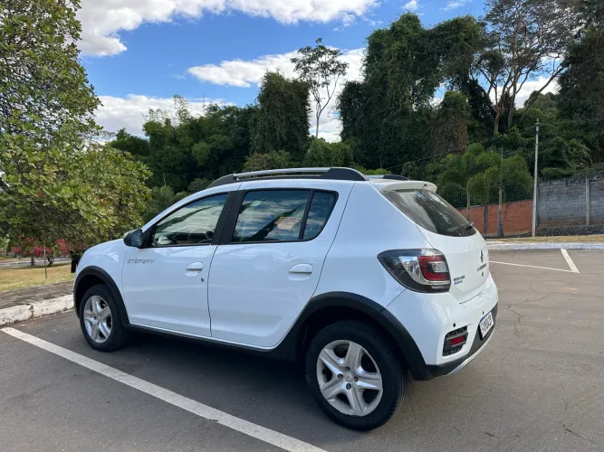 Renault Sandero Stepway Easy R Flex 1.6 16V 5P 2019