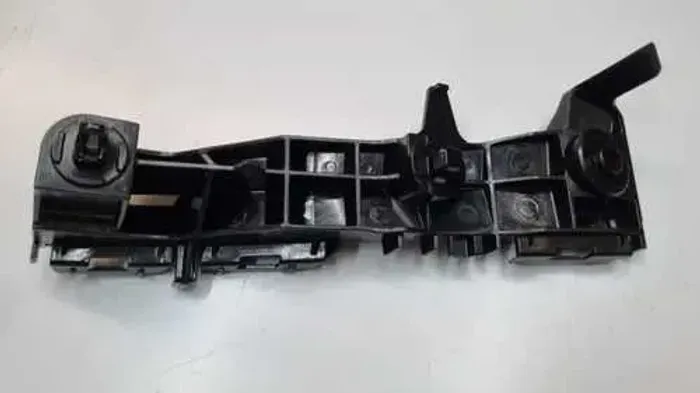 Guia Parachoque Diant Dir Hilux Sw4 2011/2015 521160k080