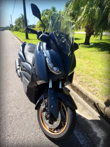 XMAX 250 ABS 2024