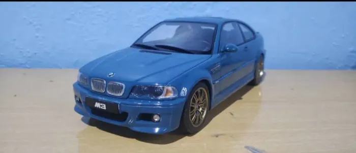 miniatura 1/18 BMW E46 M3 AUTOart...ZAP *