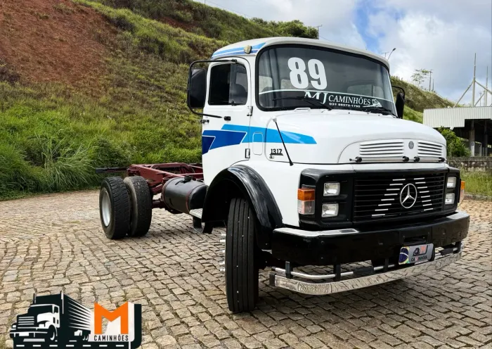 MB 1317 Chassis ano 88 raridade