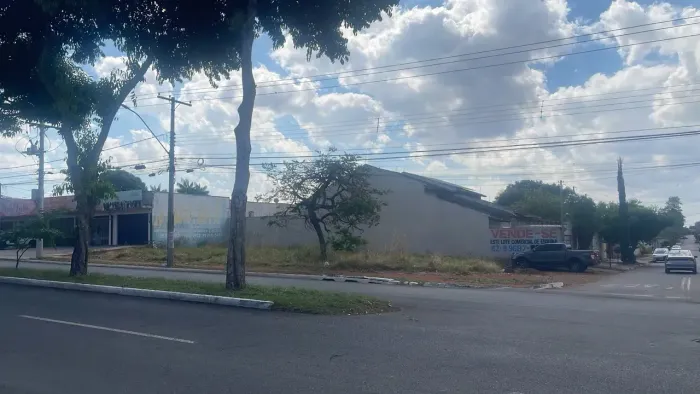 Imóvel para venda possui 407 metros quadrados em Jardim Atlântico - Goiânia - GO